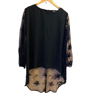 ⭐️ ATINA CHRISTINA Black Lace Split Back Tunic Top